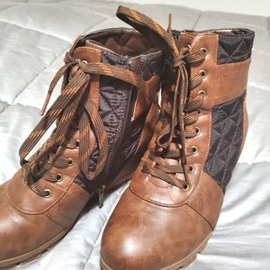 Womens zip up cork heel fashion hiking boots